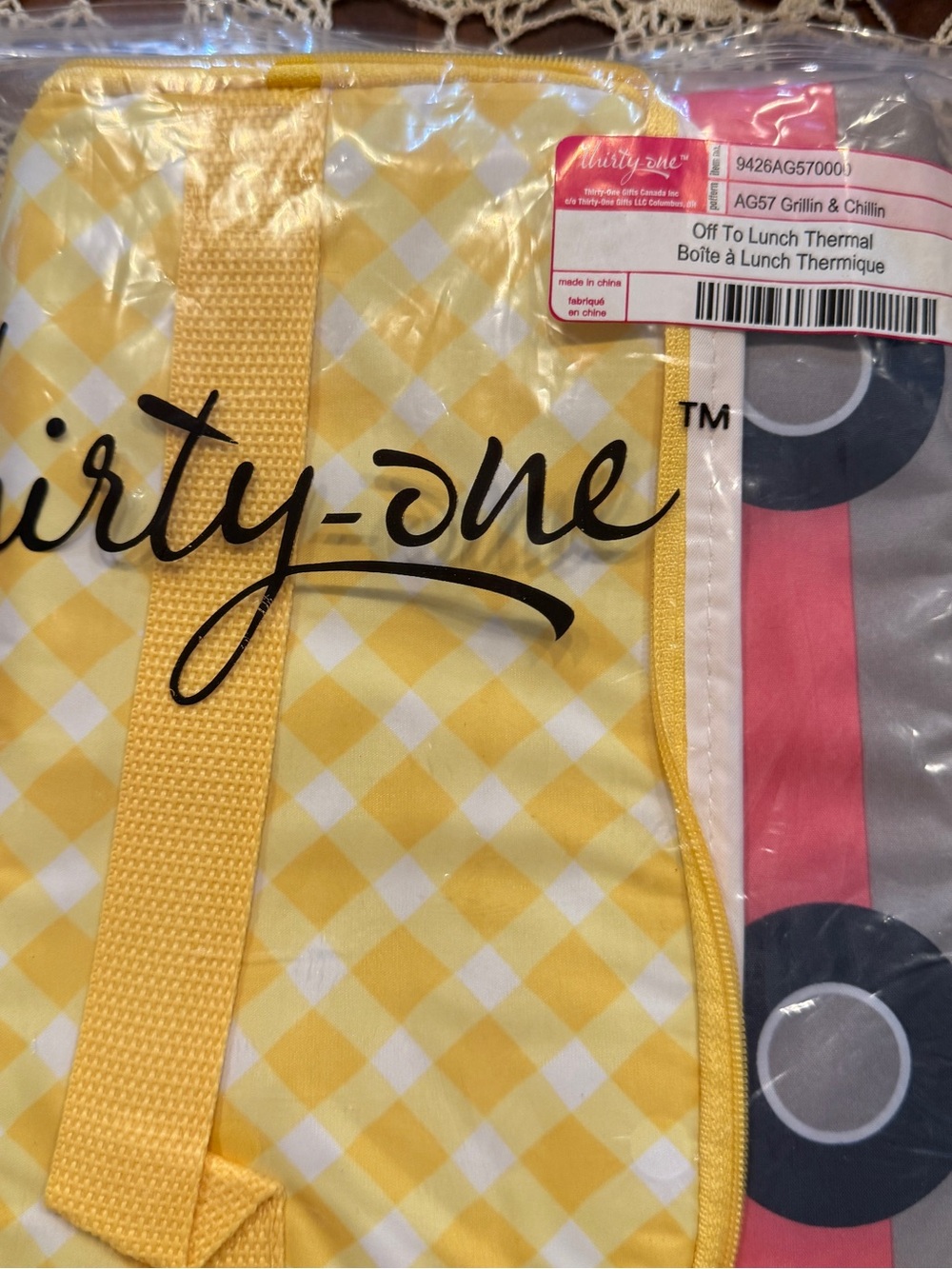thirty-one Off to lunch thermal grilled & chillin 
# ag57 NIB